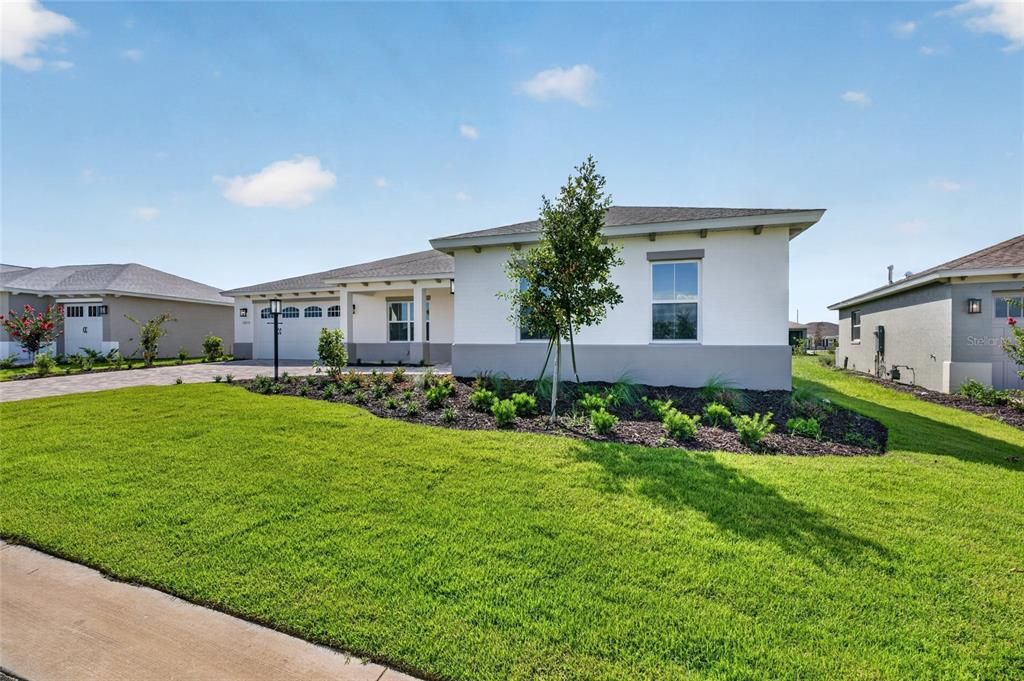 For Sale: $555,005 (3 beds, 3 baths, 2373 Square Feet)