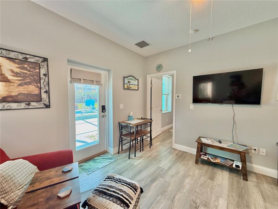 For Sale: $1,244,000 (3 beds, 4 baths, 2620 Square Feet)