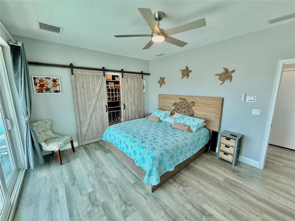 For Sale: $1,244,000 (3 beds, 4 baths, 2620 Square Feet)