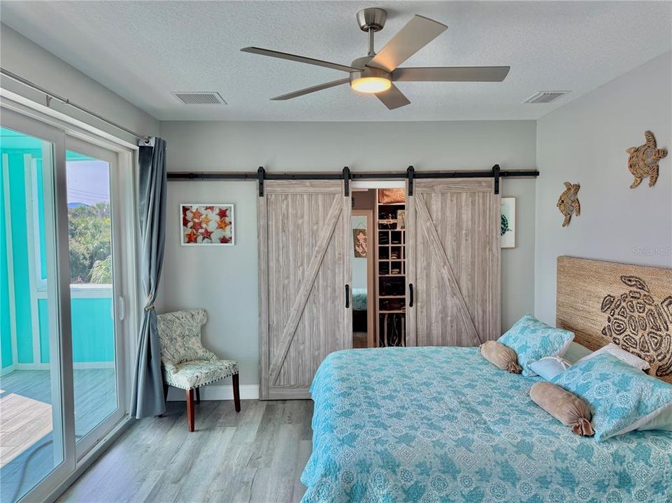 For Sale: $1,244,000 (3 beds, 4 baths, 2620 Square Feet)