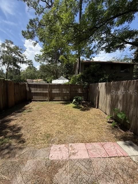 For Rent: $1,200 (3 beds, 2 baths, 1356 Square Feet)