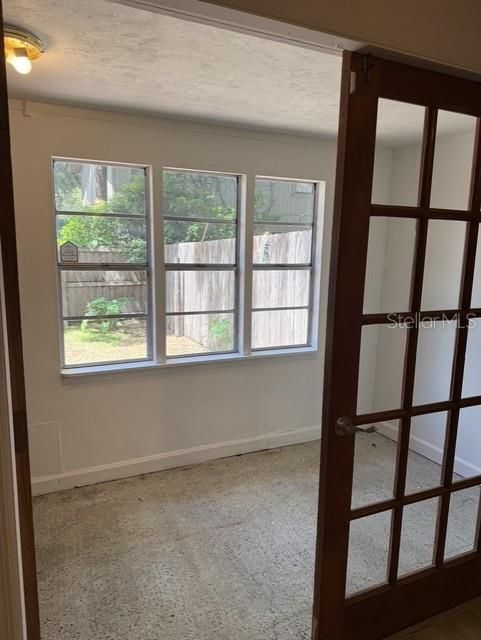 For Rent: $1,200 (3 beds, 2 baths, 1356 Square Feet)