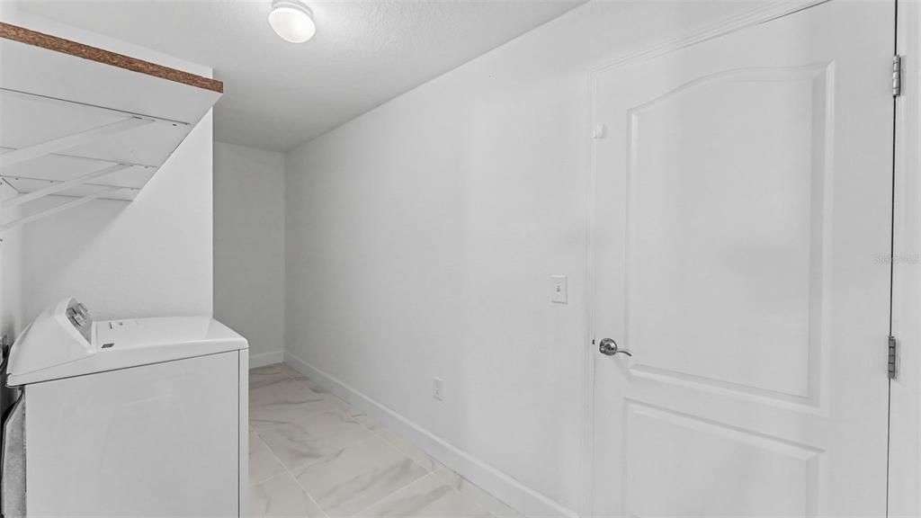 For Sale: $359,900 (4 beds, 2 baths, 1878 Square Feet)