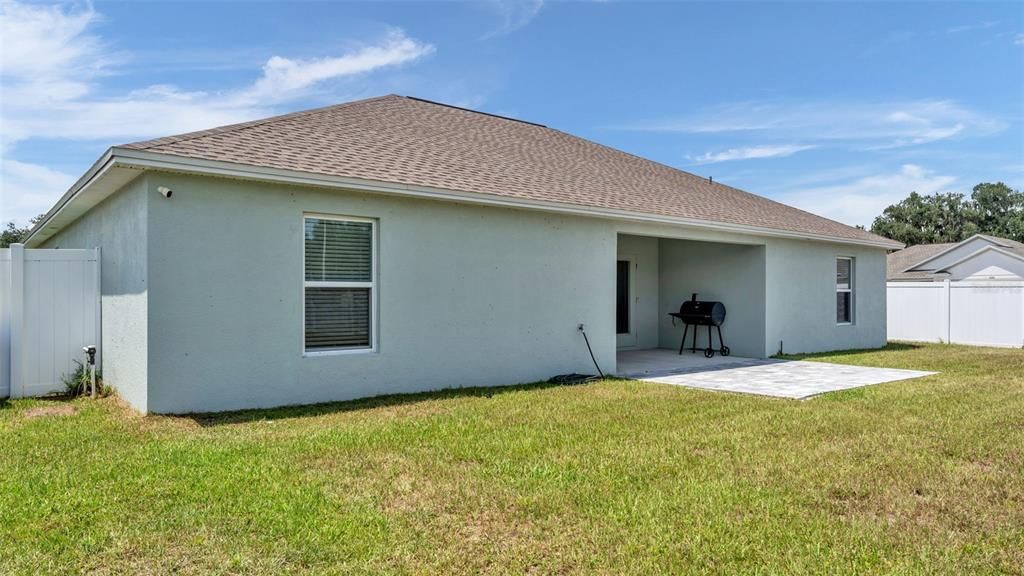 For Sale: $359,900 (4 beds, 2 baths, 1878 Square Feet)