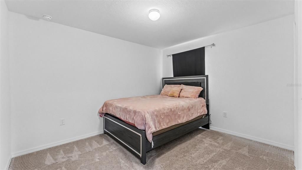 For Sale: $359,900 (4 beds, 2 baths, 1878 Square Feet)