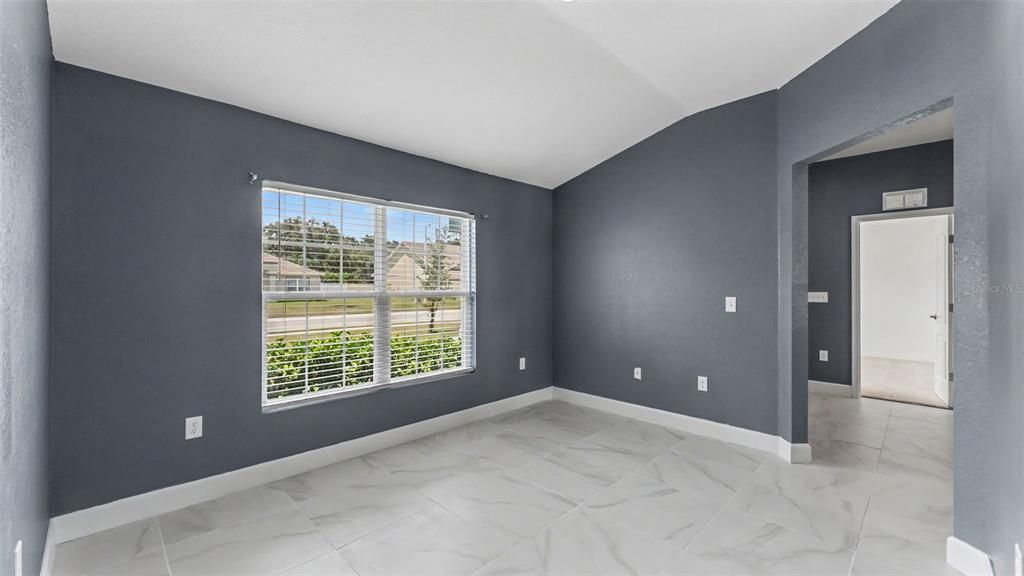 For Sale: $359,900 (4 beds, 2 baths, 1878 Square Feet)