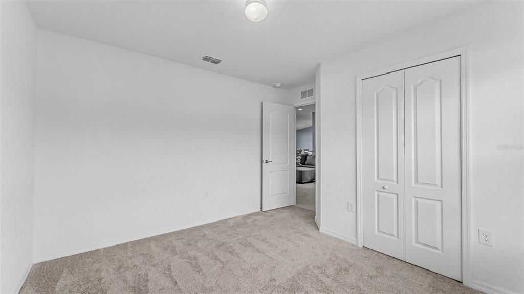 For Sale: $359,900 (4 beds, 2 baths, 1878 Square Feet)