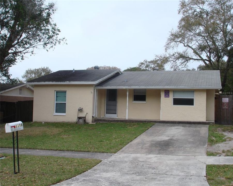 For Rent: $2,500 (3 beds, 2 baths, 1670 Square Feet)