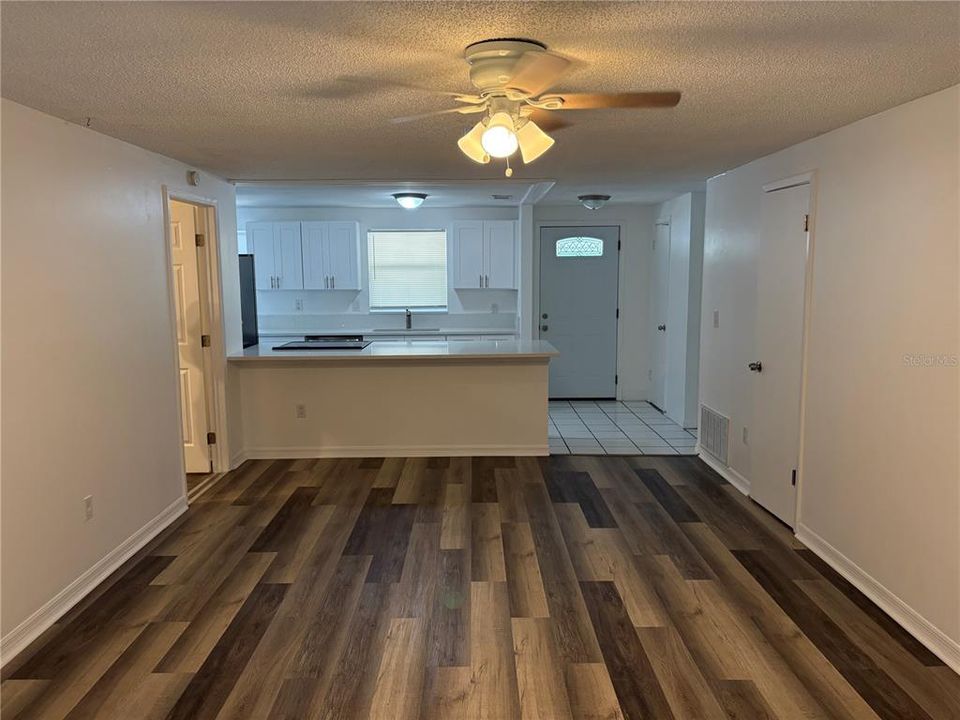 For Rent: $2,500 (3 beds, 2 baths, 1670 Square Feet)