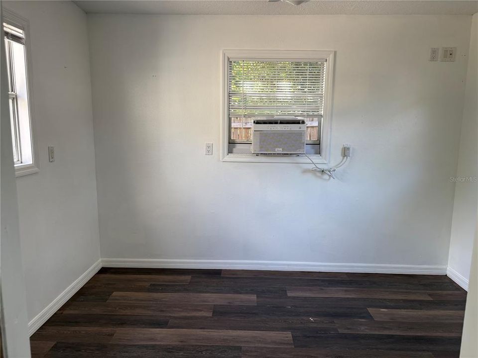 For Rent: $2,500 (3 beds, 2 baths, 1670 Square Feet)
