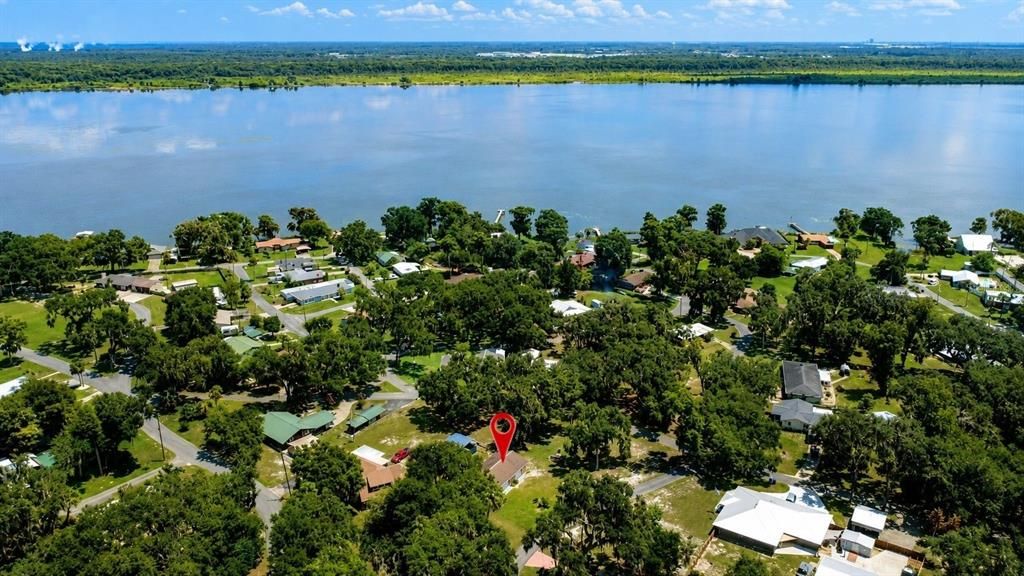 待售: $92,000 (0.30 acres)
