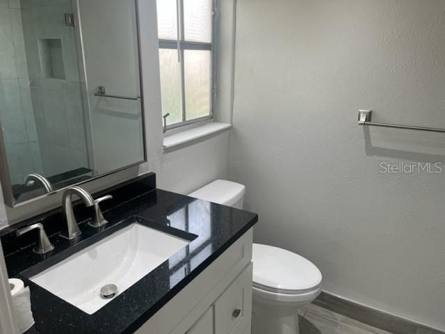 For Rent: $1,750 (1 beds, 1 baths, 450 Square Feet)