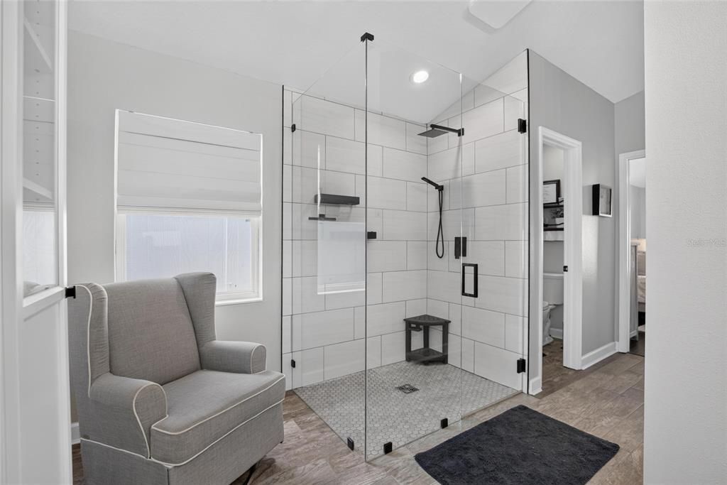 En Venta: $424,999 (4 camas, 2 baños, 1709 Pies cuadrados)