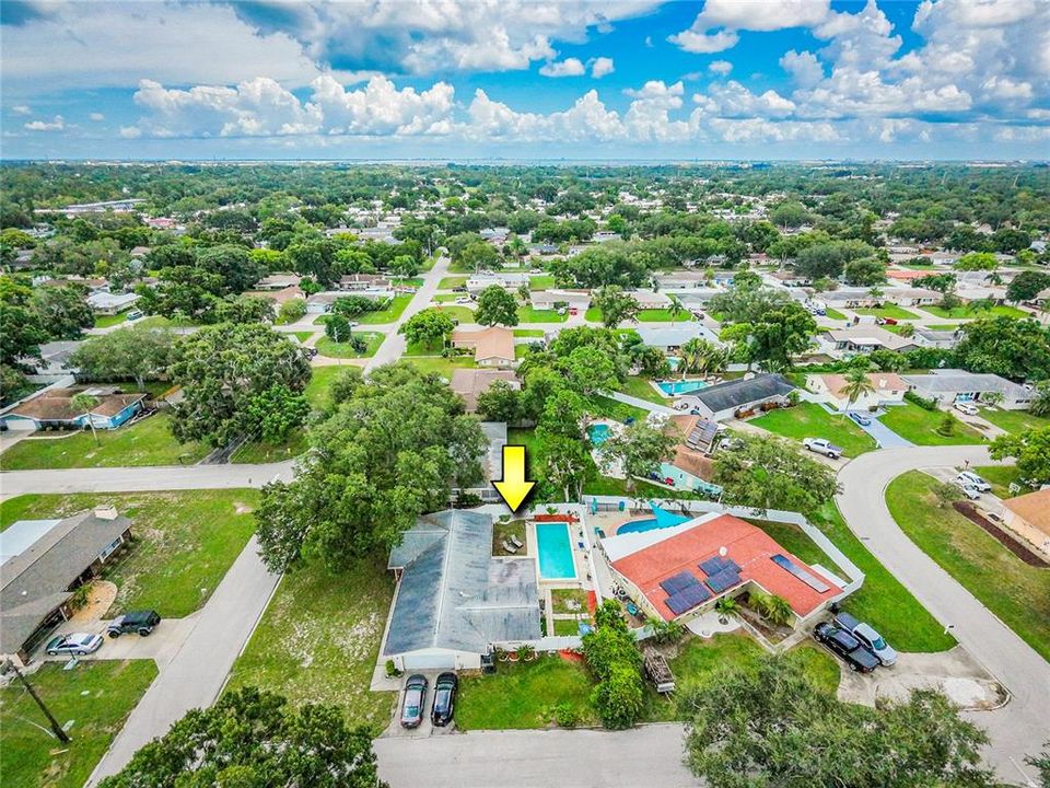 En Venta: $468,500 (3 camas, 3 baños, 1682 Pies cuadrados)