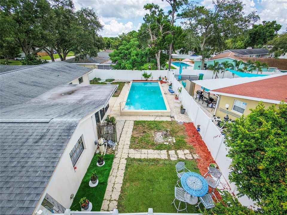 En Venta: $468,500 (3 camas, 3 baños, 1682 Pies cuadrados)