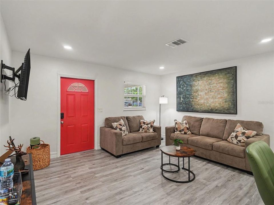 For Sale: $525,000 (4 beds, 0 baths, 1484 Square Feet)