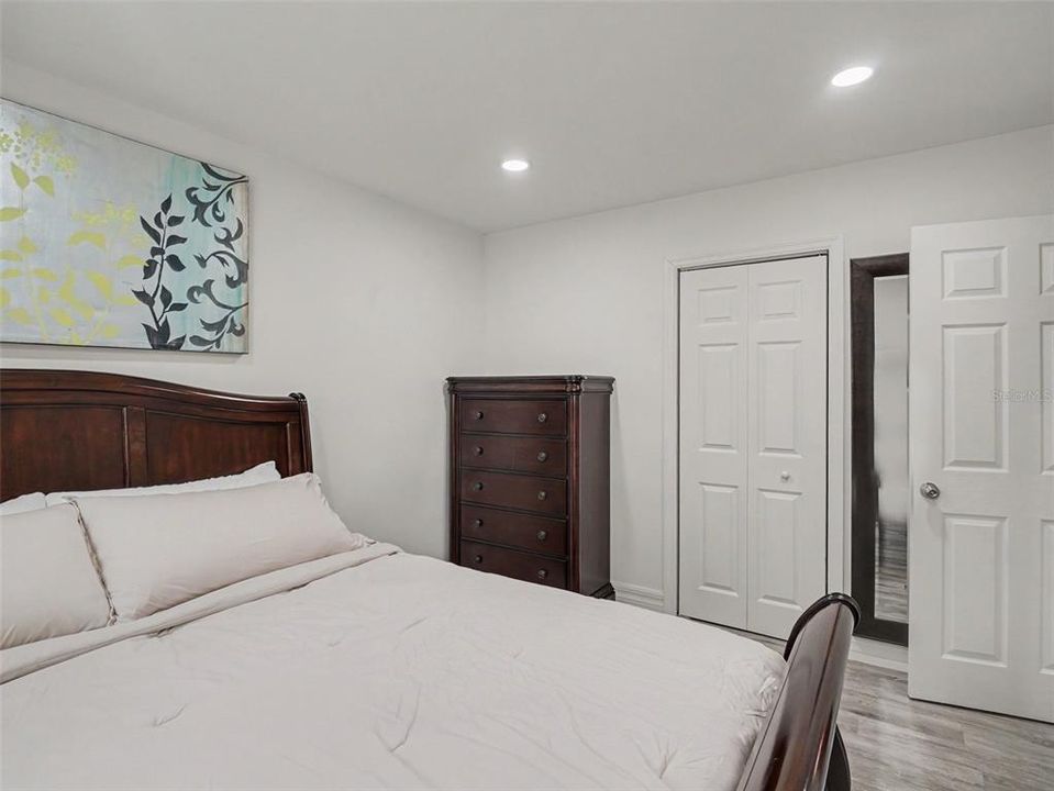 For Sale: $525,000 (4 beds, 0 baths, 1484 Square Feet)