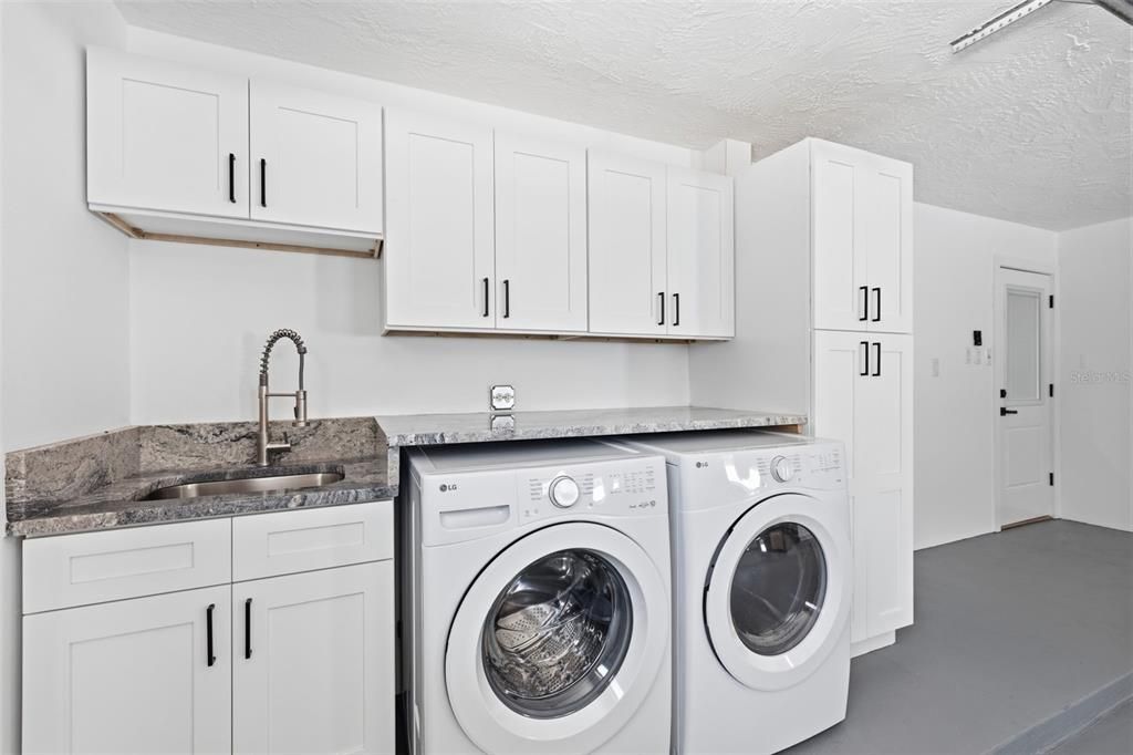 For Sale: $675,000 (4 beds, 2 baths, 2328 Square Feet)