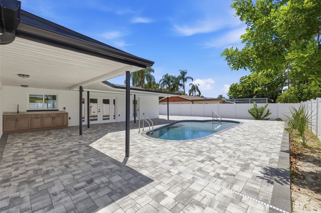 For Sale: $675,000 (4 beds, 2 baths, 2328 Square Feet)