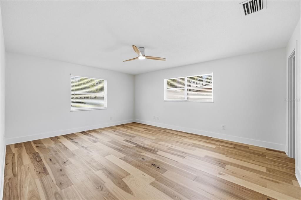 For Sale: $675,000 (4 beds, 2 baths, 2328 Square Feet)