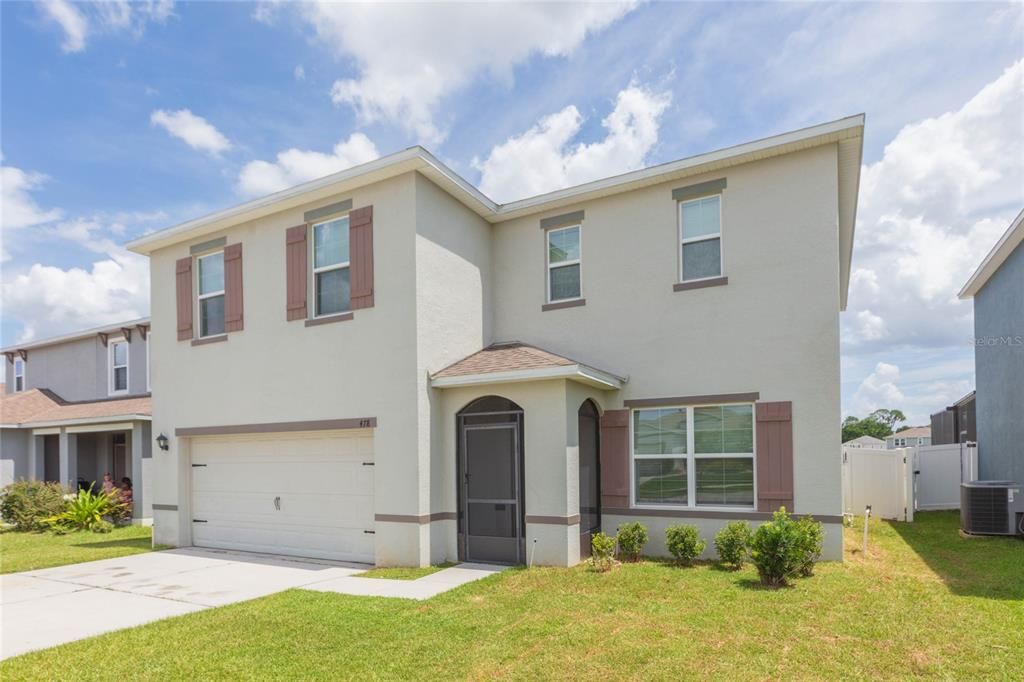 For Sale: $375,000 (4 beds, 2 baths, 2526 Square Feet)