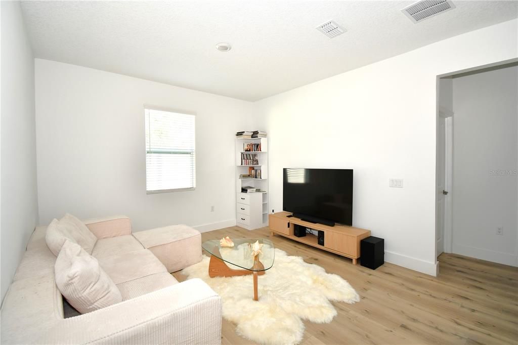 En Venta: $297,470 (3 camas, 2 baños, 1500 Pies cuadrados)