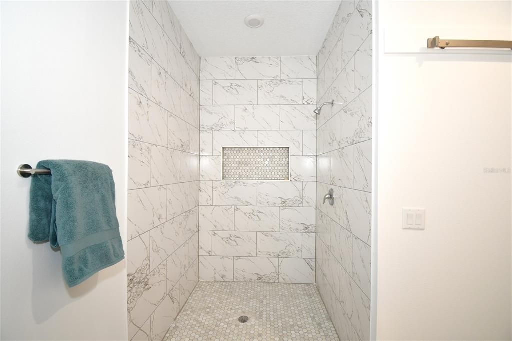 En Venta: $297,470 (3 camas, 2 baños, 1500 Pies cuadrados)