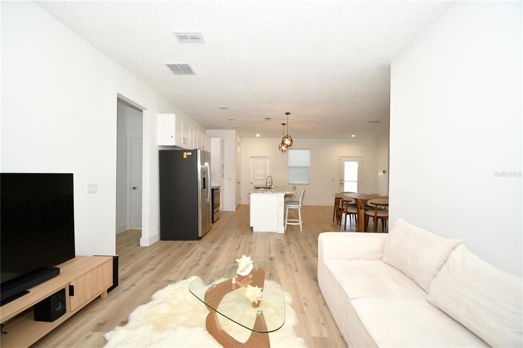En Venta: $297,470 (3 camas, 2 baños, 1500 Pies cuadrados)