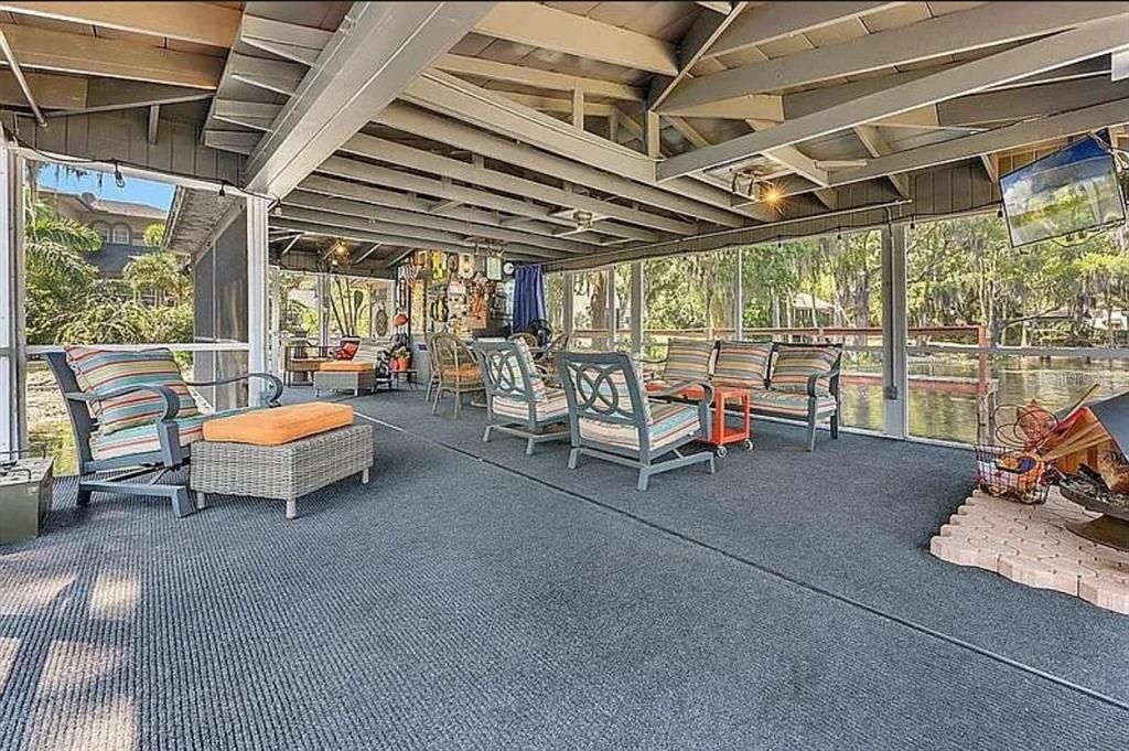 For Rent: $6,700 (5 beds, 3 baths, 3389 Square Feet)
