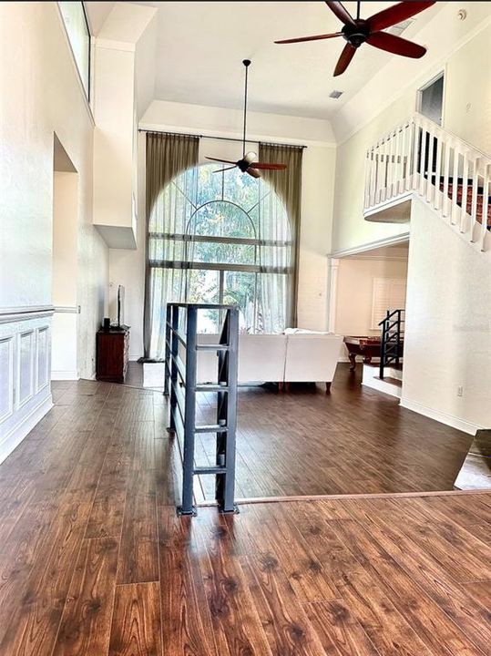 For Rent: $6,700 (5 beds, 3 baths, 3389 Square Feet)