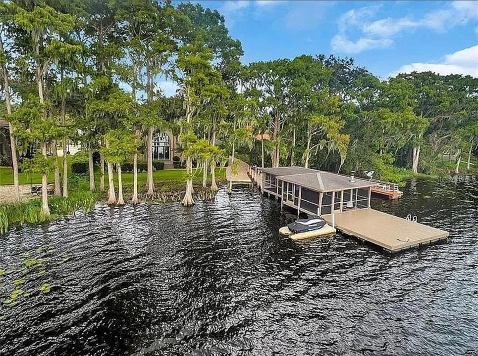 For Rent: $6,700 (5 beds, 3 baths, 3389 Square Feet)