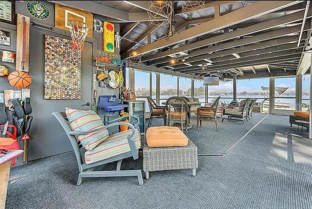 For Rent: $6,700 (5 beds, 3 baths, 3389 Square Feet)