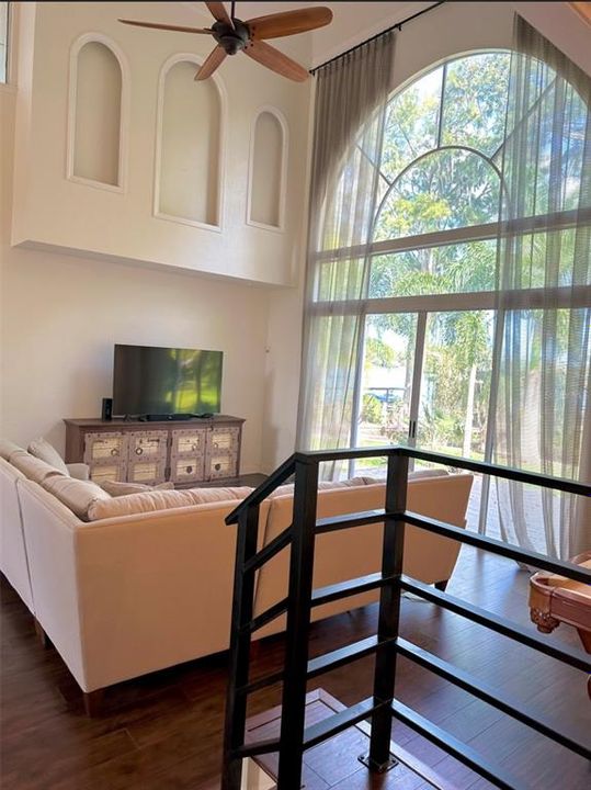 For Rent: $6,700 (5 beds, 3 baths, 3389 Square Feet)