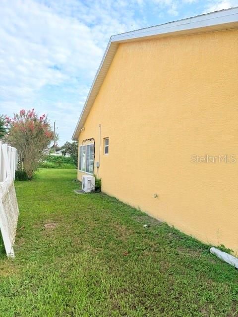 For Rent: $1,850 (3 beds, 2 baths, 1927 Square Feet)