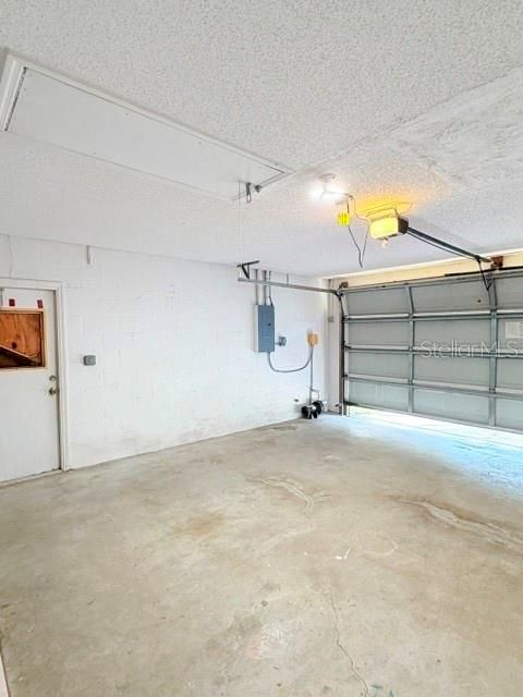 For Rent: $1,850 (3 beds, 2 baths, 1927 Square Feet)