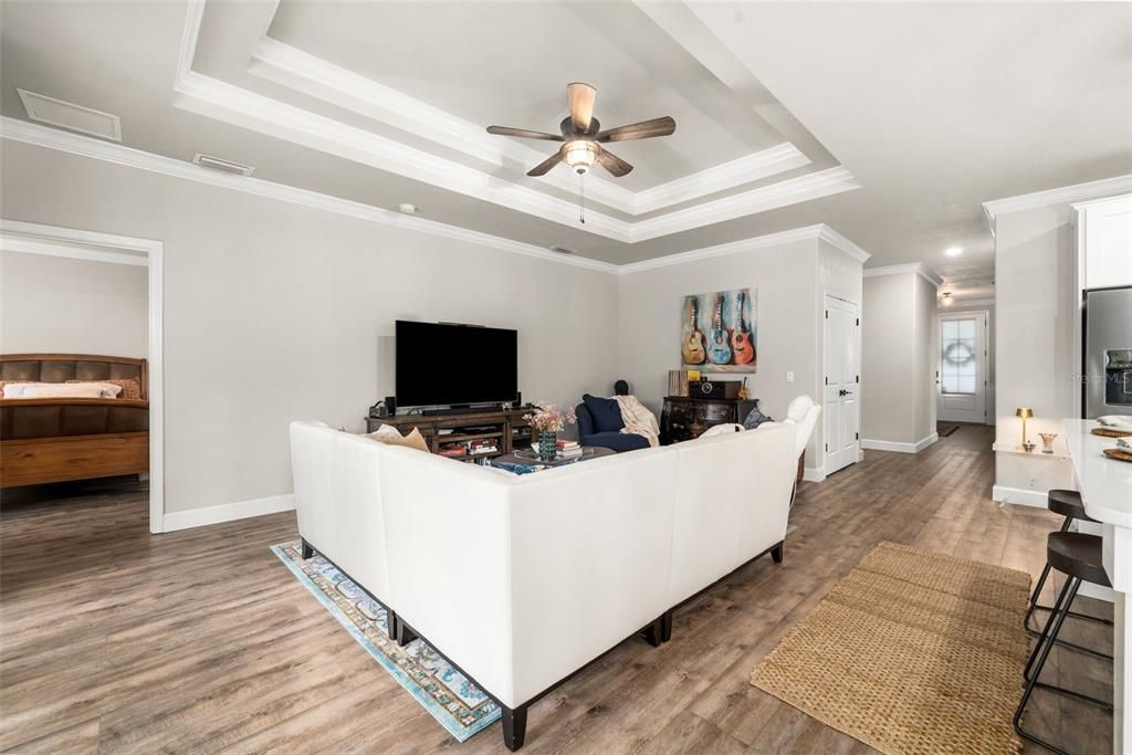 En Venta: $465,000 (4 camas, 3 baños, 1920 Pies cuadrados)