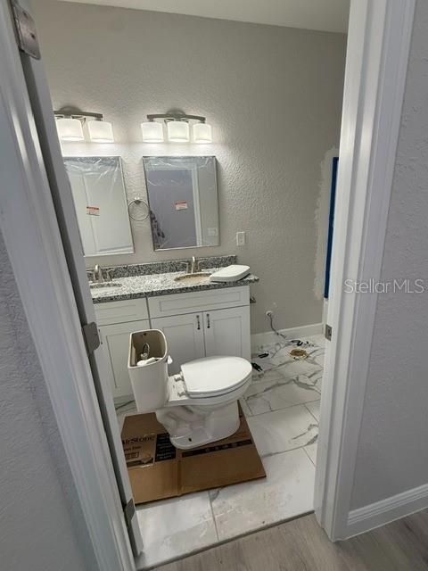En Venta: $349,900 (4 camas, 2 baños, 2187 Pies cuadrados)