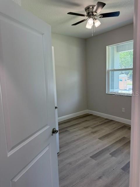 En Venta: $349,900 (4 camas, 2 baños, 2187 Pies cuadrados)