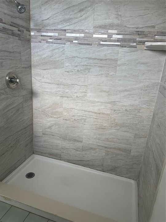 For Rent: $2,100 (3 beds, 2 baths, 1524 Square Feet)