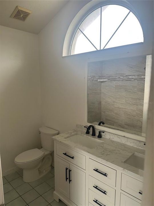 For Rent: $2,100 (3 beds, 2 baths, 1524 Square Feet)