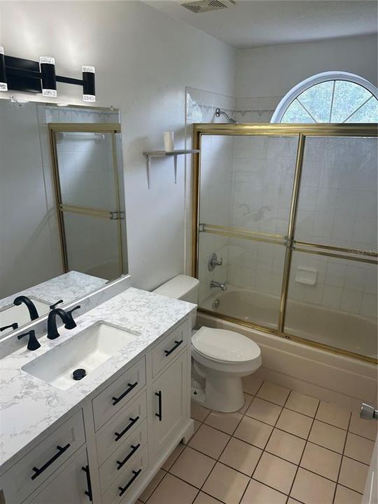 For Rent: $2,100 (3 beds, 2 baths, 1524 Square Feet)