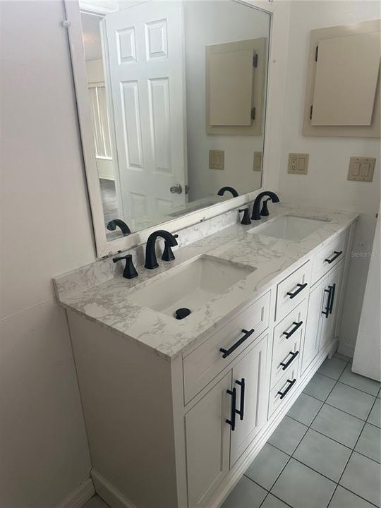 For Rent: $2,100 (3 beds, 2 baths, 1524 Square Feet)