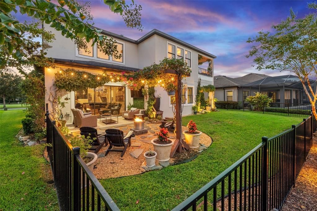 For Sale: $960,000 (5 beds, 4 baths, 3821 Square Feet)