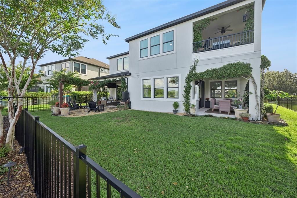 For Sale: $960,000 (5 beds, 4 baths, 3821 Square Feet)