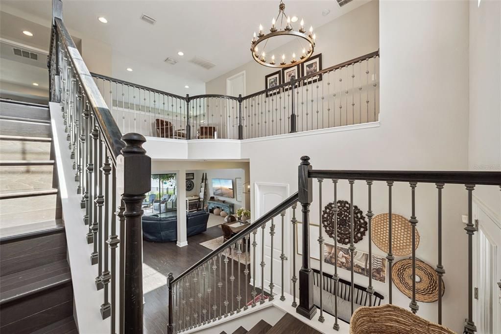 For Sale: $960,000 (5 beds, 4 baths, 3821 Square Feet)