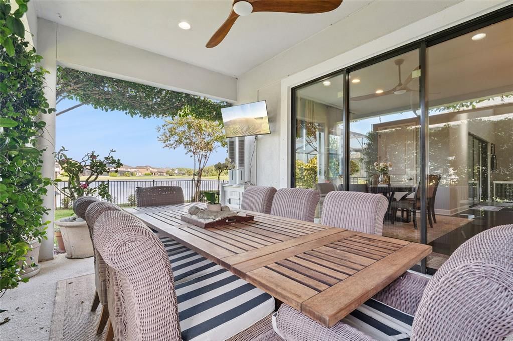 For Sale: $960,000 (5 beds, 4 baths, 3821 Square Feet)