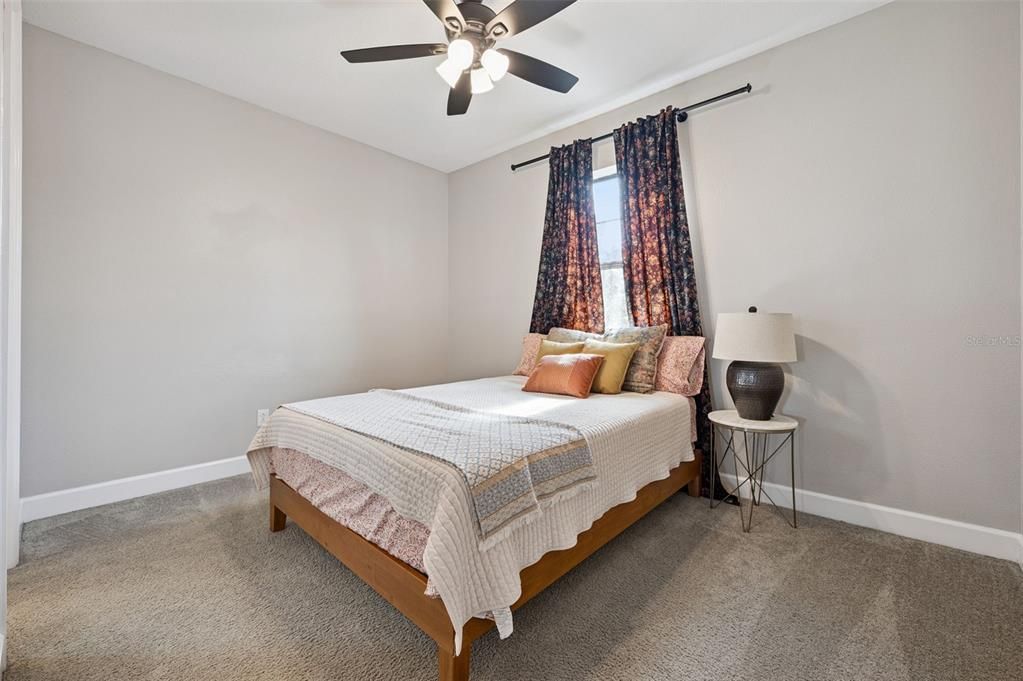 For Sale: $960,000 (5 beds, 4 baths, 3821 Square Feet)