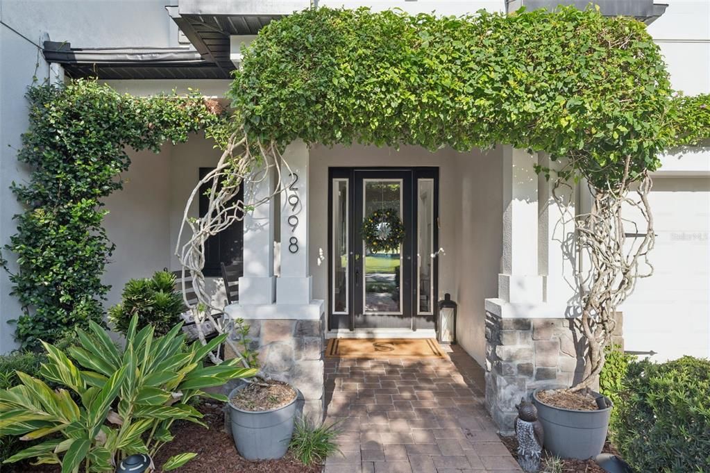 For Sale: $960,000 (5 beds, 4 baths, 3821 Square Feet)