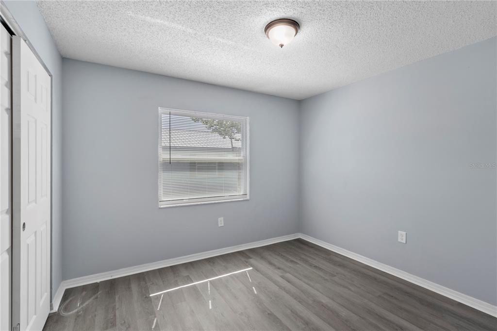 На продажу: $265,000 (4 спален, 0 ванн, 1540 Квадратных фут)