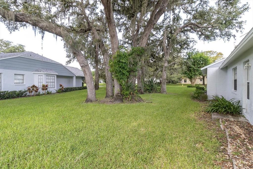 For Sale: $224,900 (2 beds, 2 baths, 1135 Square Feet)